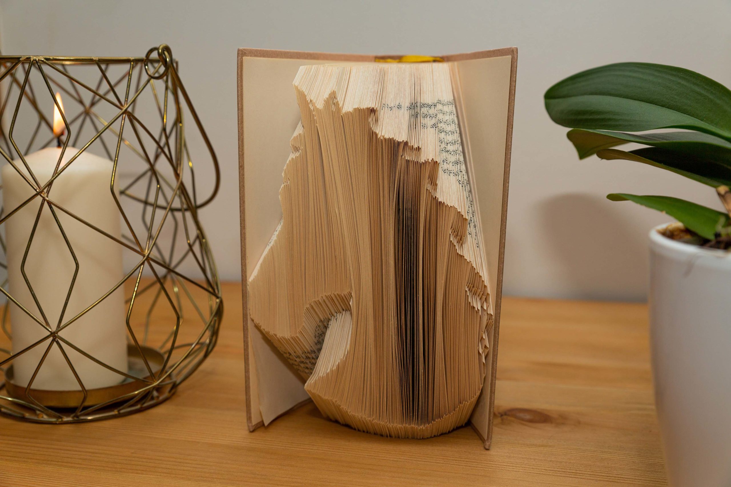 tête-de-cheval-bookfolding-au-pays-de-ju-creatrice-idee-cadeau-originale2